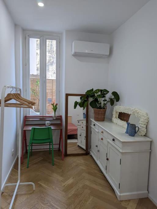 T2 Cosy Avec Terrasse Et Parking Apartment *
